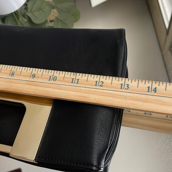 Black fold over Clutch Purse - Picture 5 of 6